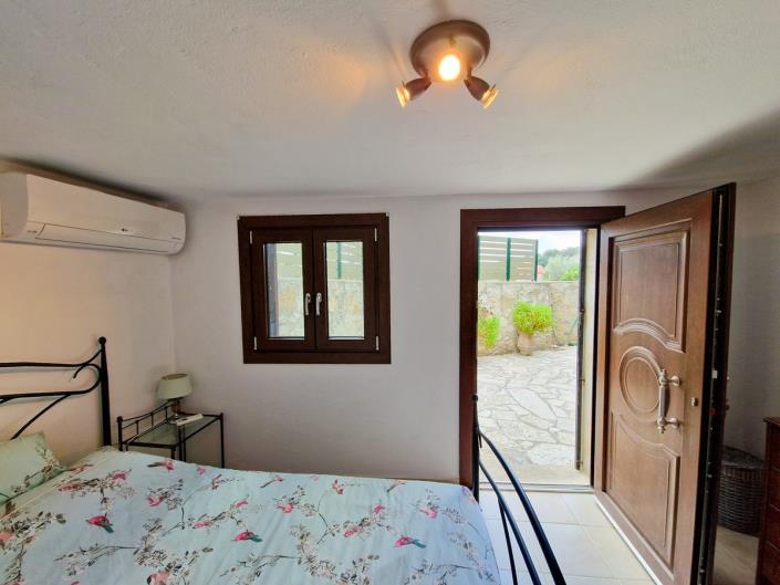 Image No.23-4 Bed Village House for sale