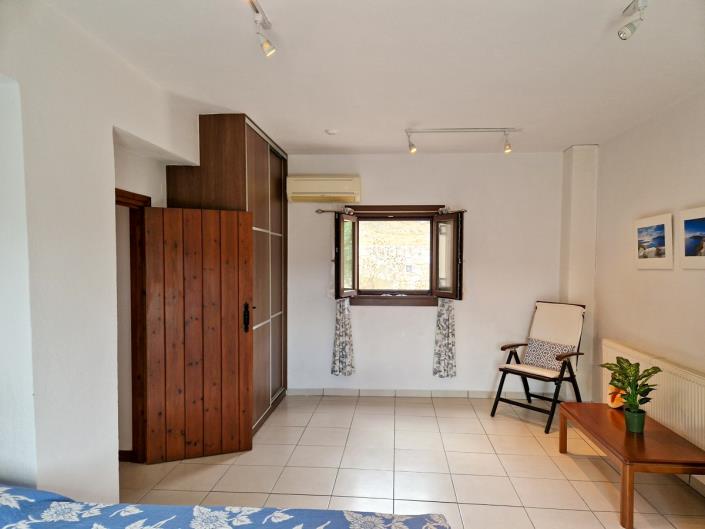 Image No.28-4 Bed Village House for sale