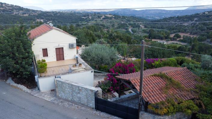 Image No.58-4 Bed Village House for sale