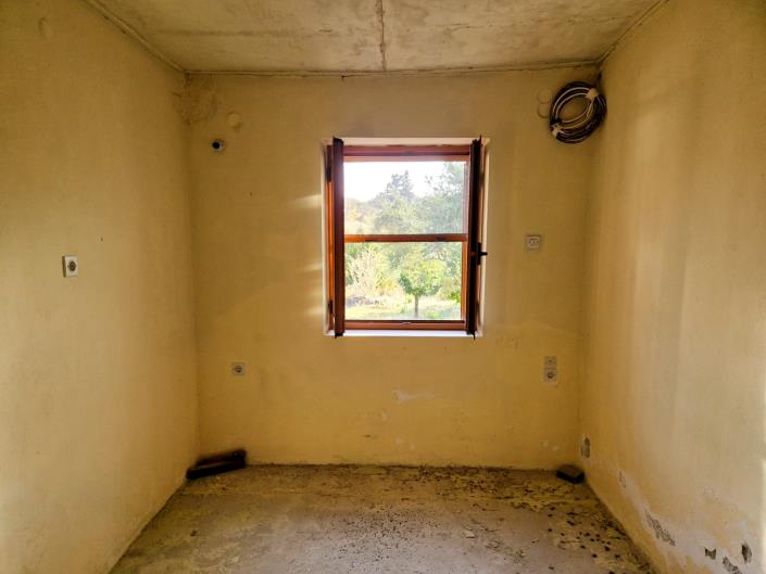 Image No.10-1 Bed Village House for sale