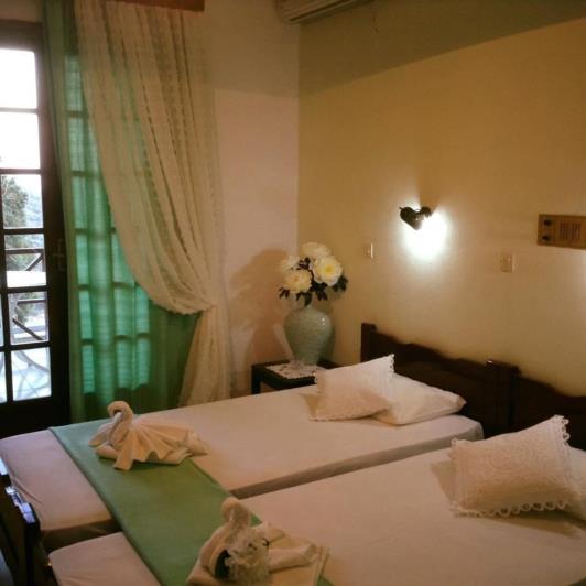 Image No.14-12 Bed Hotel for sale