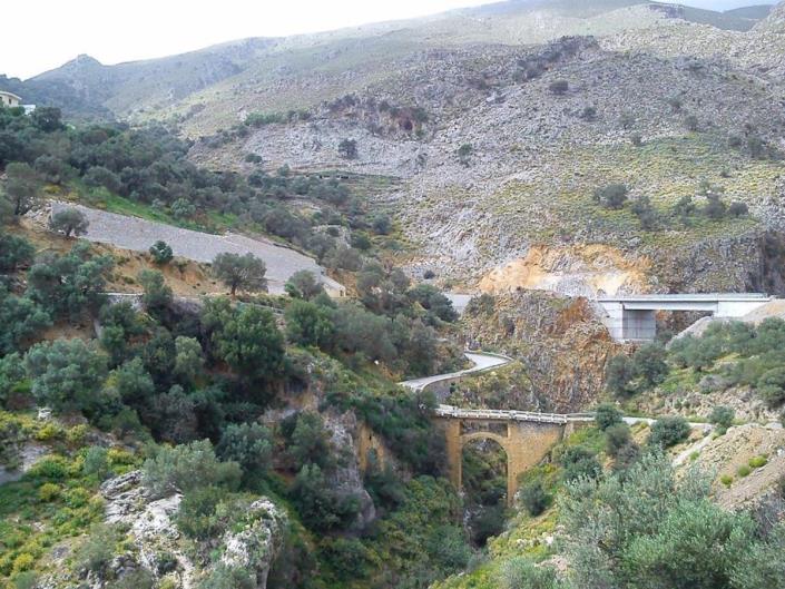 Image No.32-12 Bed Hotel for sale