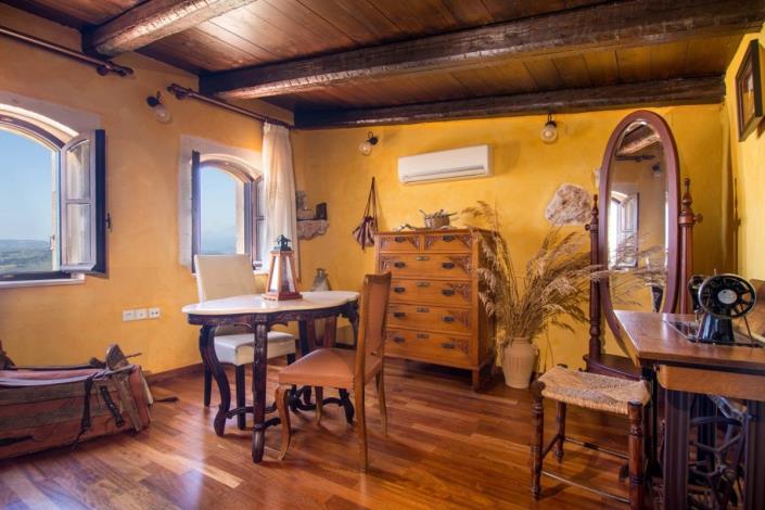 Image No.56-Maison de village de 5 chambres à vendre à Samonas