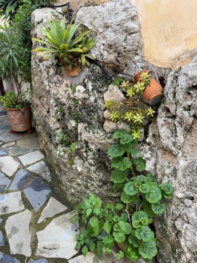 Image No.25-2 Bed Village House for sale