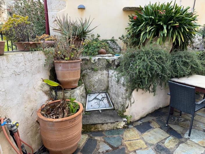 Image No.27-2 Bed Village House for sale