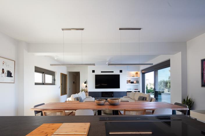 Image No.7-12 Bed Villa for sale