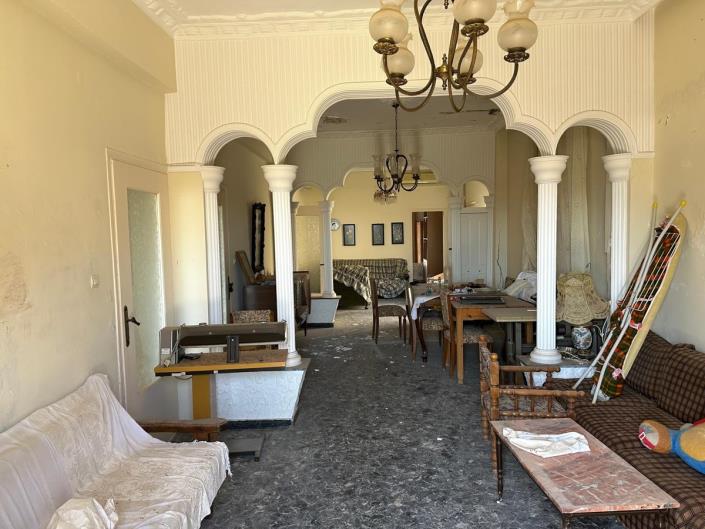 Image No.6-4 Bed House for sale