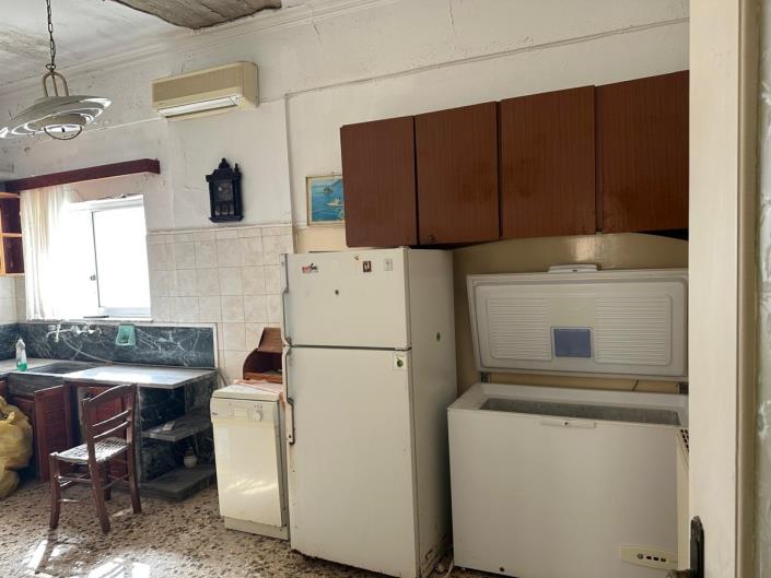 Image No.10-4 Bed House for sale