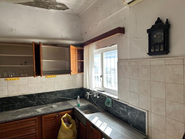 Image No.11-4 Bed House for sale