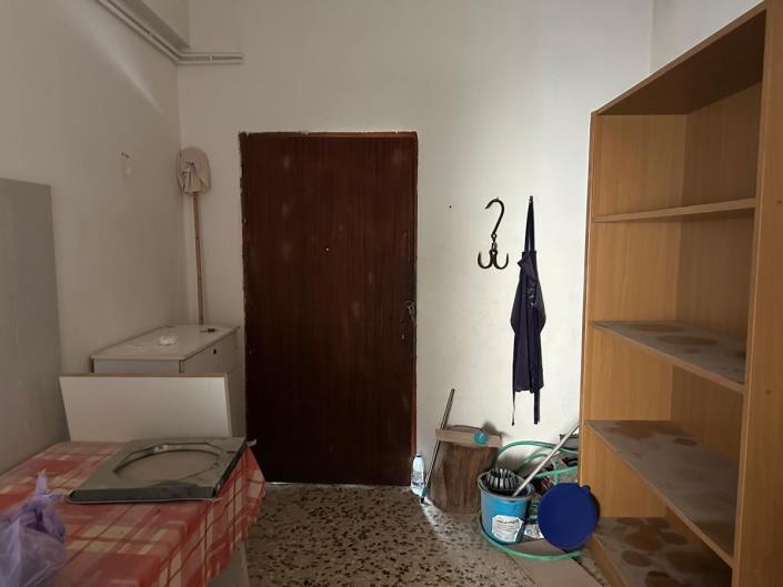 Image No.15-4 Bed House for sale