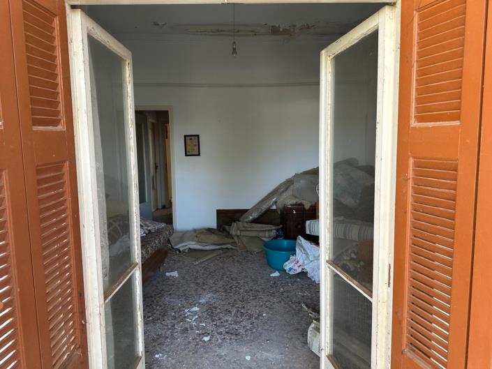 Image No.18-4 Bed House for sale