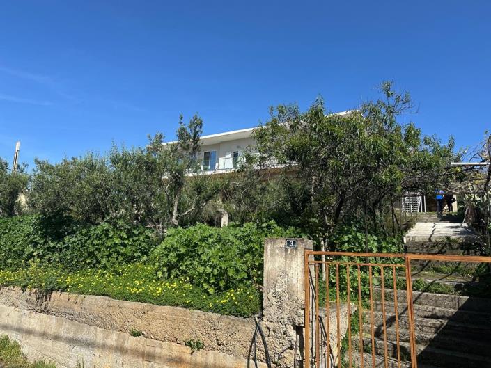 Image No.36-4 Bed House for sale