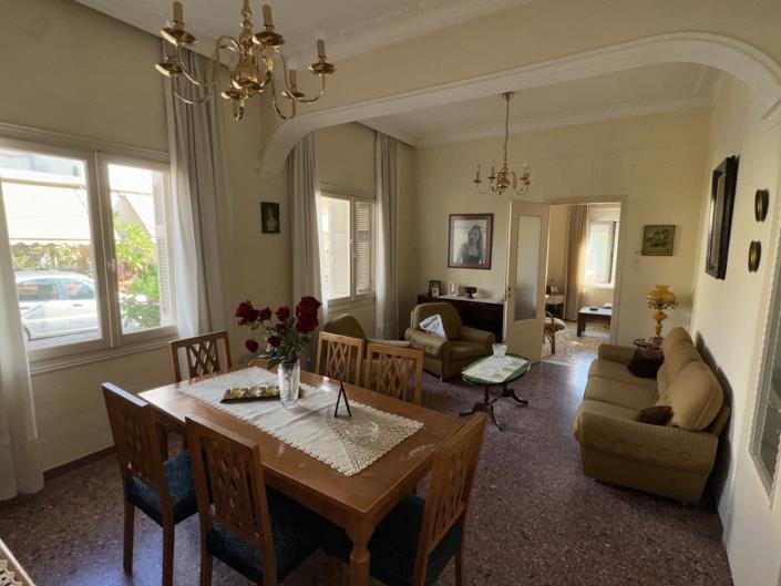 Image No.9-2 Bed House for sale