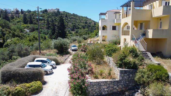 Image No.53-3 Bed Villa / Detached for sale