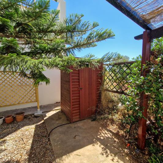 Image No.26-1 Bed Semi-Detached for sale