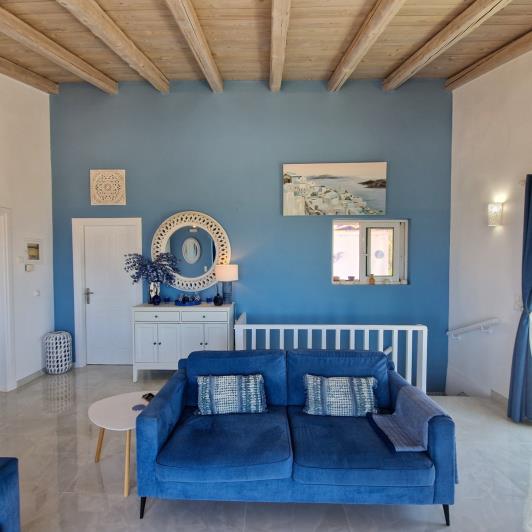 Image No.9-2 Bed Villa / Detached for sale