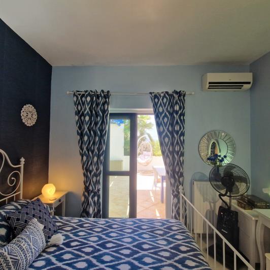 Image No.13-2 Bed Villa / Detached for sale