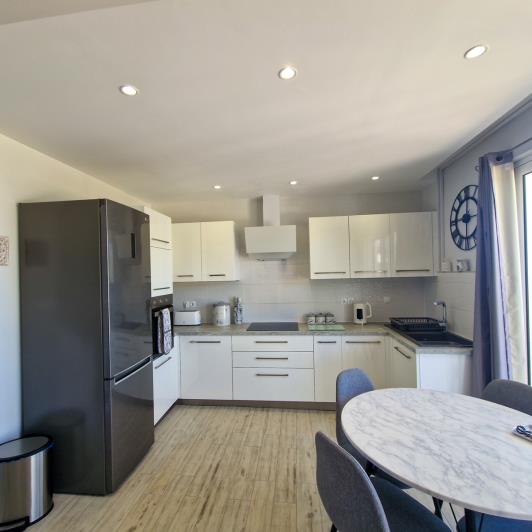 Image No.34-2 Bed Villa / Detached for sale