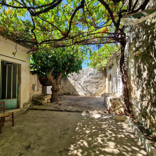 Image No.4-1 Bed Village House for sale