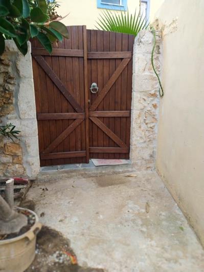 Image No.3-5 Bed House for sale