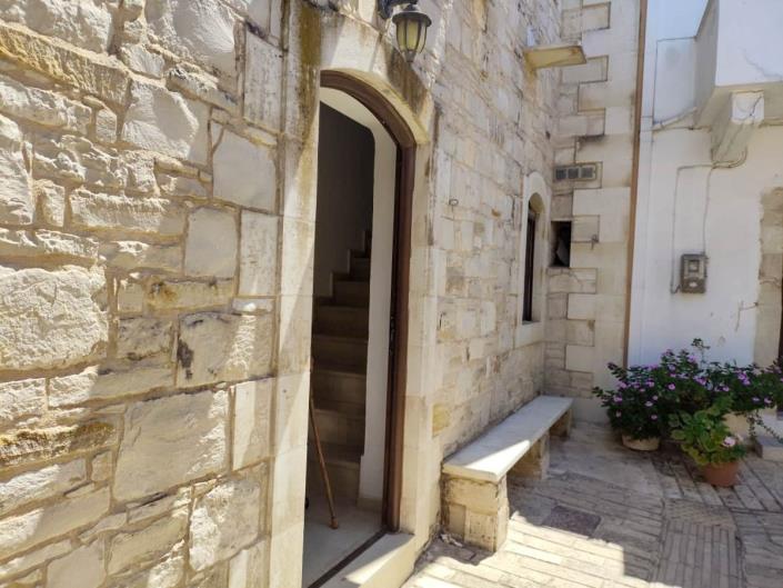 Image No.16-4 Bed House for sale