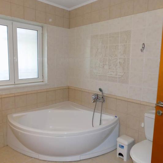 Image No.10-Maison / Villa de 8 chambres à vendre à Agios Onoufrios