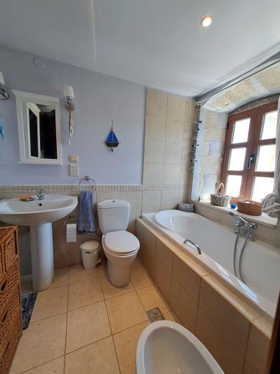 Image No.35-3 Bed Villa / Detached for sale