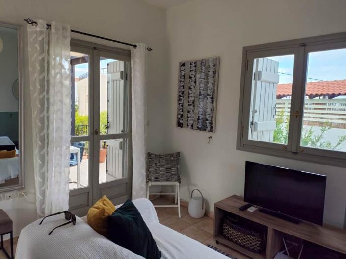 Image No.9-2 Bed House/Villa for sale