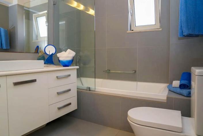 Image No.23-3 Bed Villa / Detached for sale