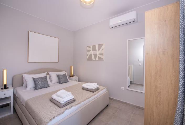 Image No.25-2 Bed Villa / Detached for sale