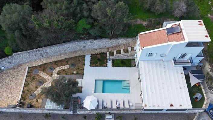 Image No.38-2 Bed Villa / Detached for sale