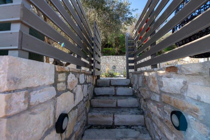 Image No.46-2 Bed Villa / Detached for sale