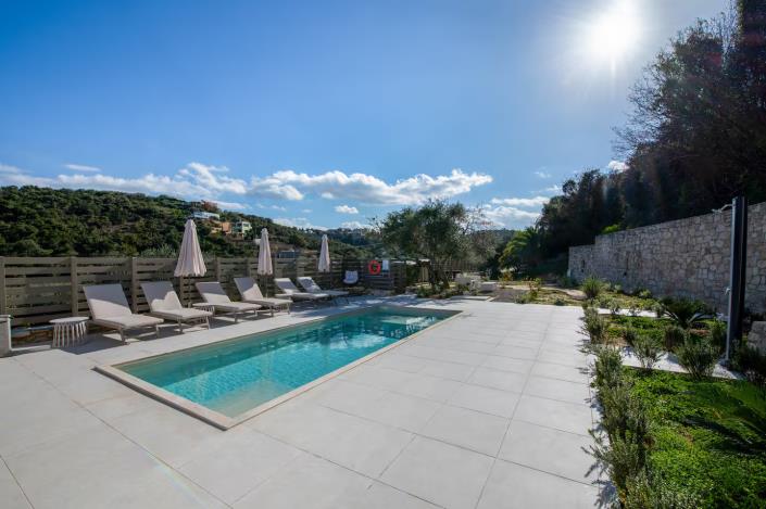 Image No.49-2 Bed Villa / Detached for sale