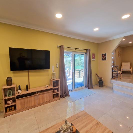 Image No.8-2 Bed Bungalow for sale