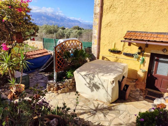 Image No.56-Maison de village de 2 chambres à vendre à Kefalas