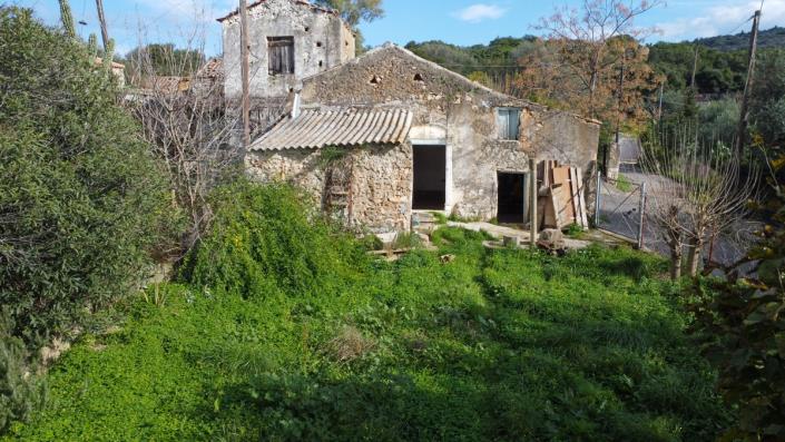 Image No.2-2 Bed Village House for sale