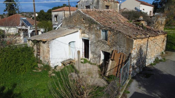 Image No.3-2 Bed Village House for sale