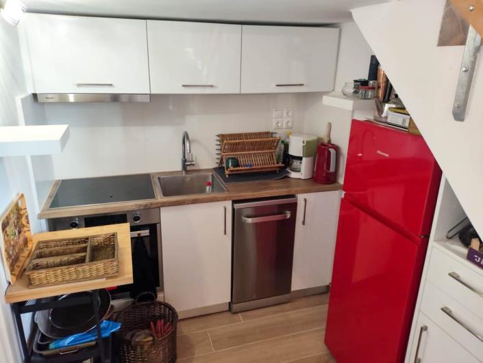 Image No.12-1 Bed House for sale