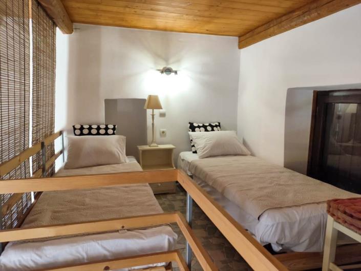 Image No.17-1 Bed House for sale