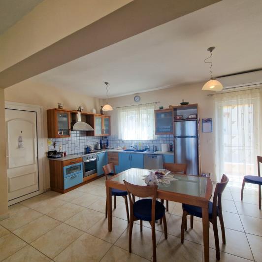 Image No.32-4 Bed House for sale