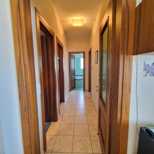 Image No.37-4 Bed House for sale