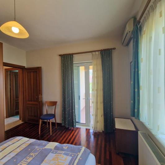 Image No.46-4 Bed House for sale