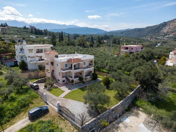 Image No.50-4 Bed House for sale