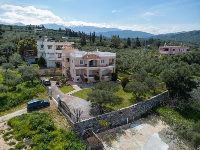 Image No.55-4 Bed House for sale