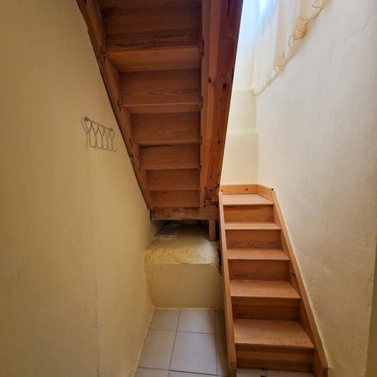 Image No.19-3 Bed Village House for sale