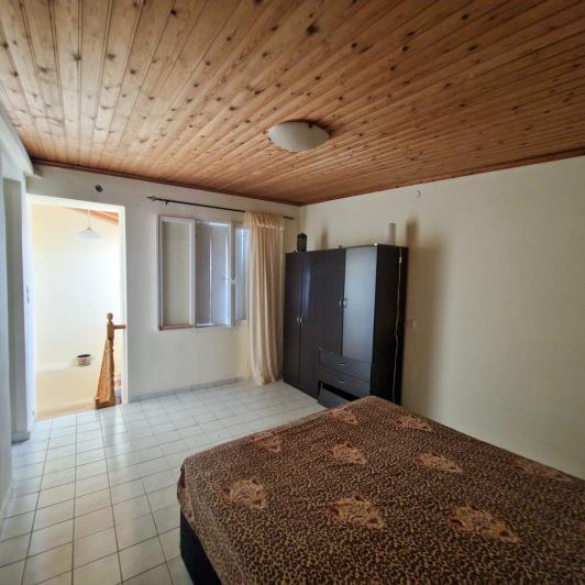 Image No.24-3 Bed Village House for sale