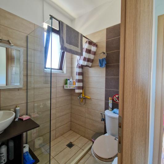 Image No.26-5 Bed Semi-Detached for sale