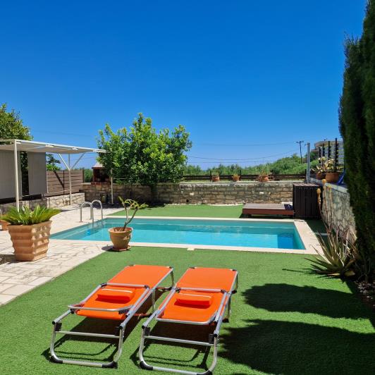 Image No.35-5 Bed Semi-Detached for sale