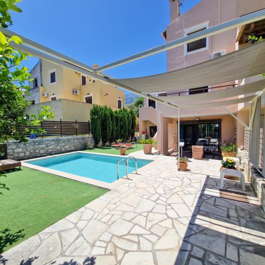 Image No.37-5 Bed Semi-Detached for sale