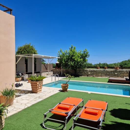 Image No.38-5 Bed Semi-Detached for sale